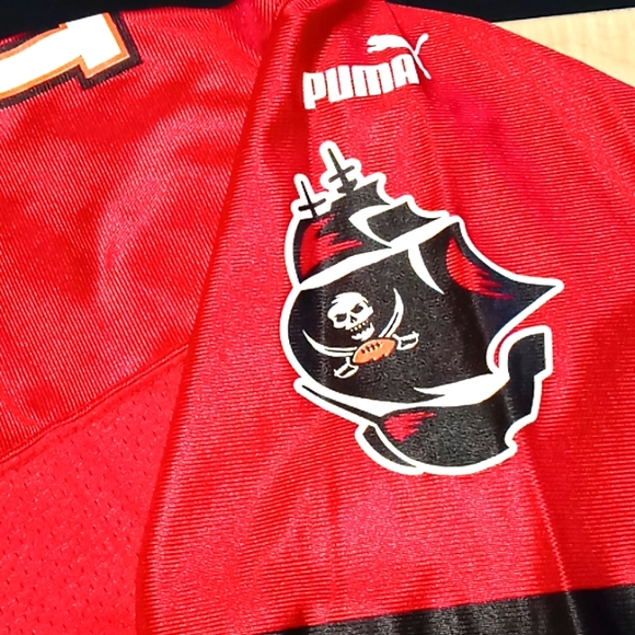 Vintage Puma "Buccaneers" Keshawn Johnson Replica Jersey - Picture 3 of 11